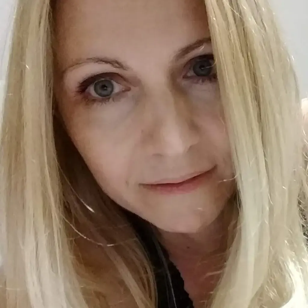 Jillian, a MenoLisa member